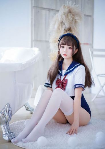 军人野外吮她的花蒂的视频_有字幕完整版